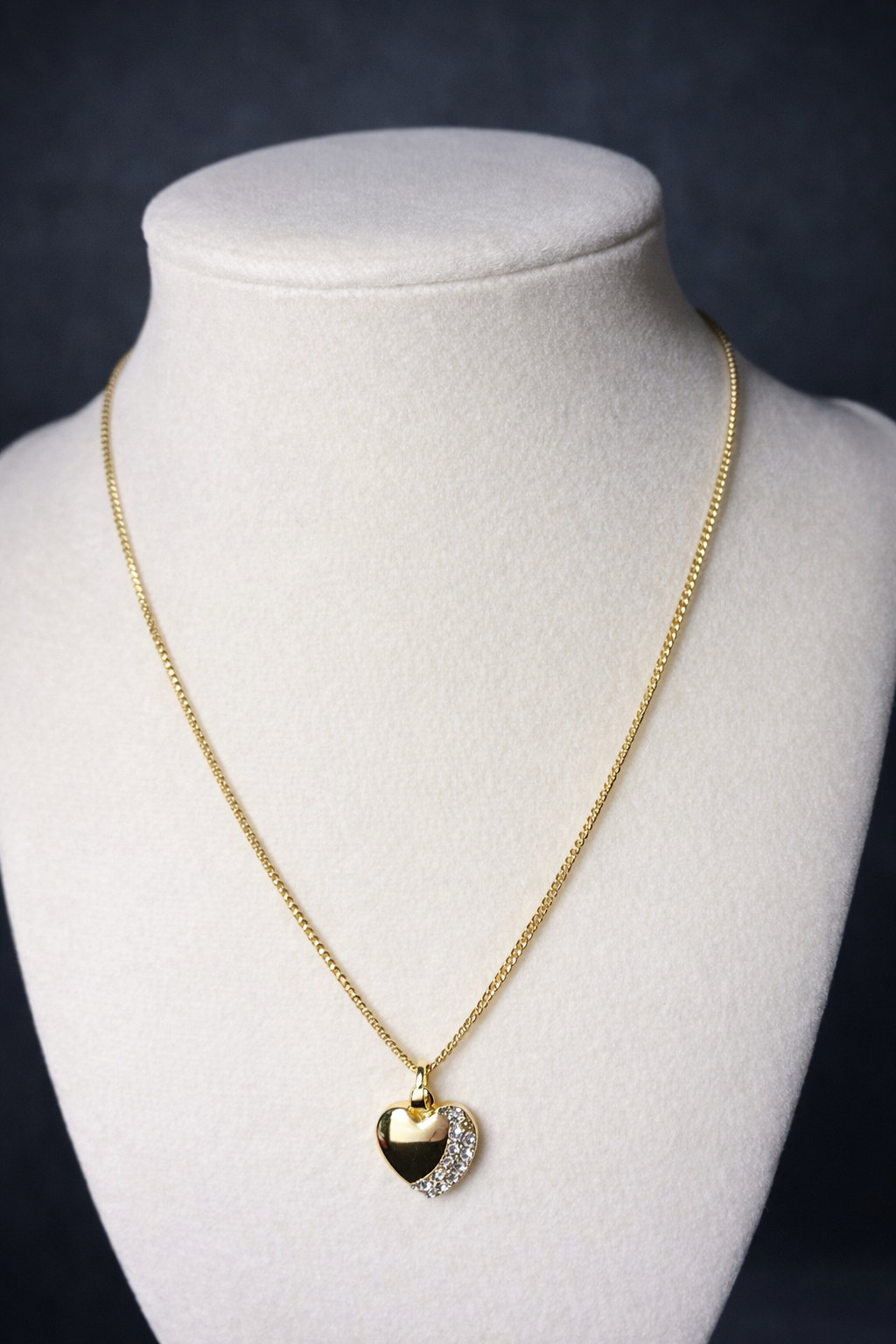 Gold-plated necklace heart-shaped pendant